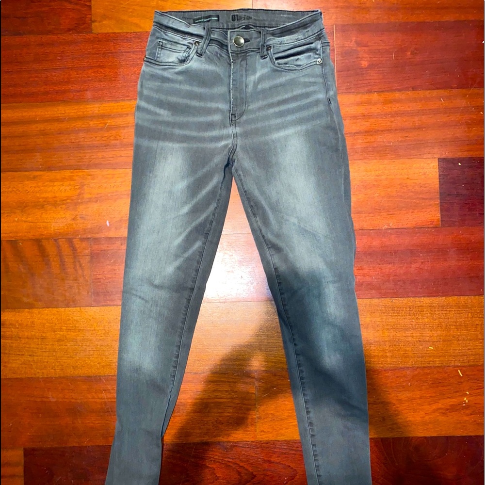 Kut from the Kloth Grey High Rise Skinny Jeans